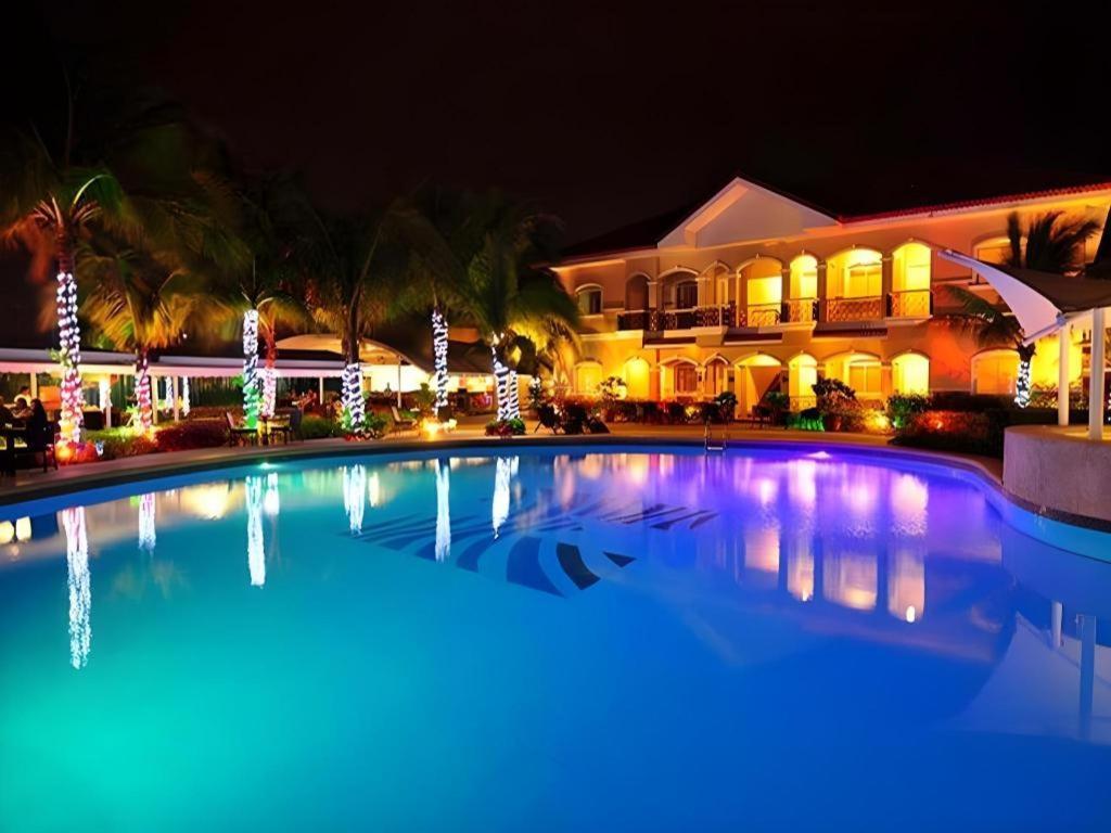 Moonbay Marina The Villas Olongapo Exterior foto