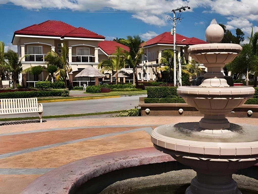 Moonbay Marina The Villas Olongapo Exterior foto
