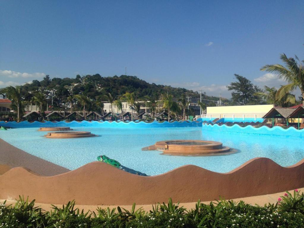 Moonbay Marina The Villas Olongapo Exterior foto